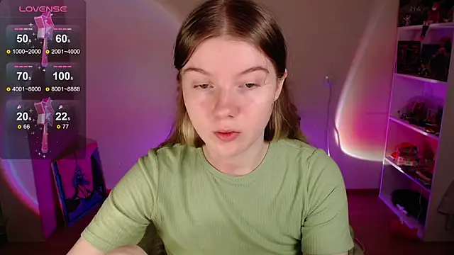 Strawberry juli online show from 09-26-25, 05:14