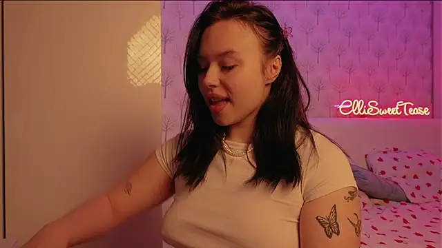 ElliSweetTease online show from 10-06-25, 02:24