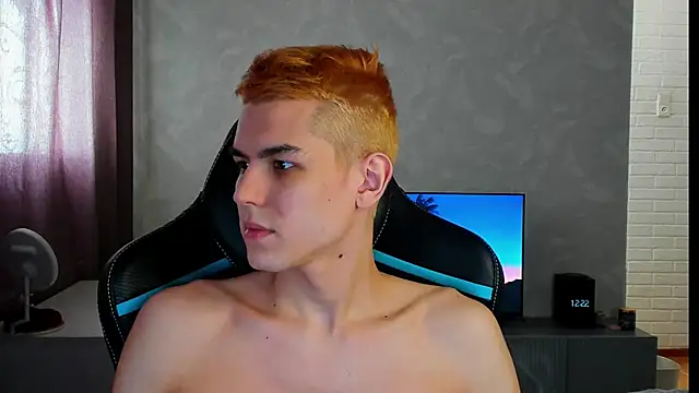 TravisRevas online show from 03-09-25, 09:24