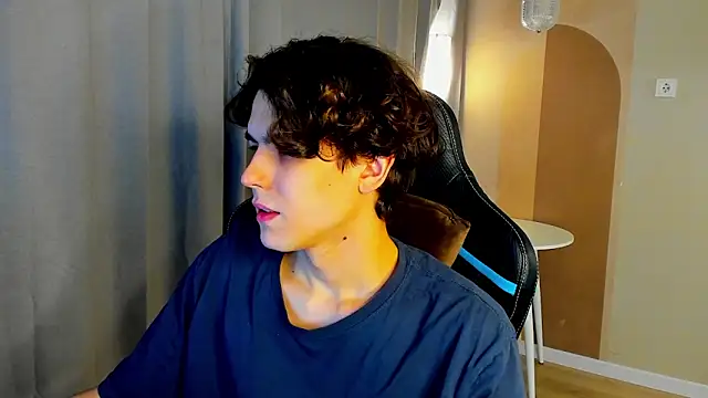 TravisRevas online show from 03-03-26, 03:35