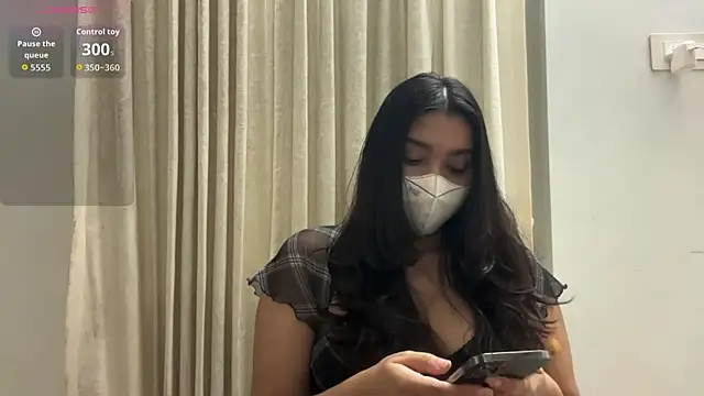 oviyakalra online show from 09-25-25, 02:28