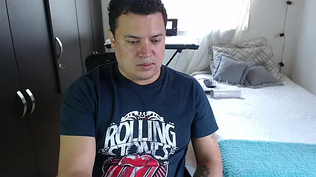 Snapshot of _Aragon__ chatting on 03-07-25, 01:29 Aragon online show from 03-07-25, 01:29