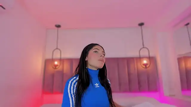 Haily b online show from 12-18-25, 08:01