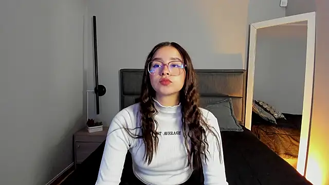 Snapshot of sweet_obsession__ chatting on 02-03-26, 12:21 sweet obsession online show from 02-03-26, 12:21