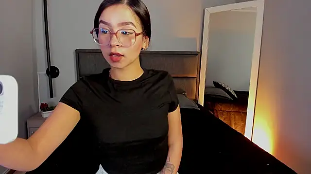 Snapshot of sweet_obsession__ chatting on 02-10-26, 12:26 sweet obsession online show from 02-10-26, 12:26