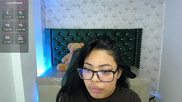 Sarah evansm online show from 09-11-25, 02:11