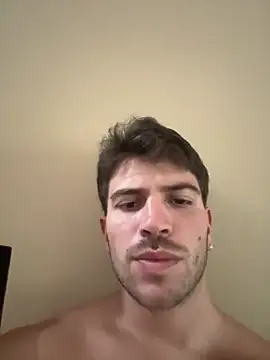 Snapshot of shuki0101 chatting on 03-10-25, 09:18 shuki0101 online show from 03-10-25, 09:18