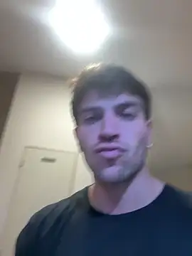 Snapshot of shuki0101 chatting on 03-11-25, 01:23 shuki0101 online show from 03-11-25, 01:23