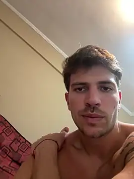 Snapshot of shuki0101 chatting on 03-19-25, 04:47 shuki0101 online show from 03-19-25, 04:47