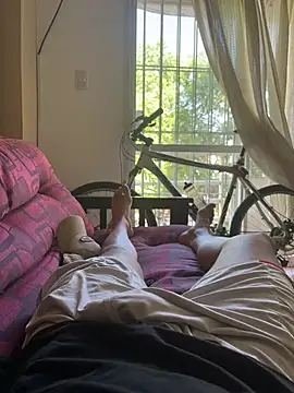 Snapshot of shuki0101 chatting on 03-10-25, 03:09 shuki0101 online show from 03-10-25, 03:09