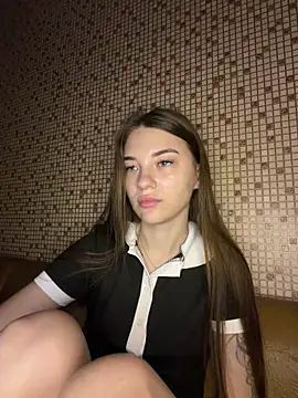 Snapshot of MrrKate chatting on 05-21-26, 01:25 MrrKate online show from 05-21-26, 01:25