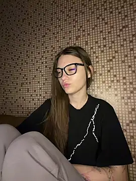Snapshot of MrrKate chatting on 06-12-26, 11:13 MrrKate online show from 06-12-26, 11:13