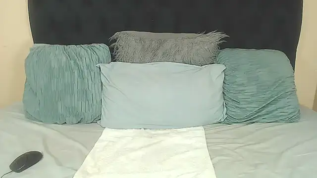 BootyClitQueen online show from 09-23-25, 01:18