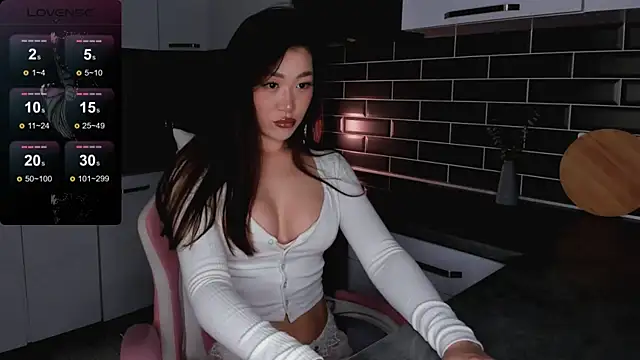 ShaiyaMinn3 online show from 11-30-25, 05:03