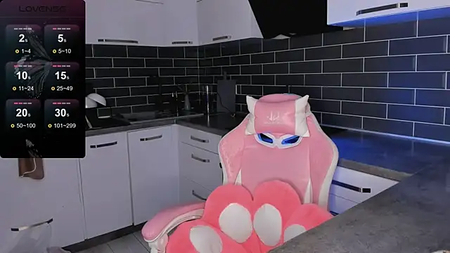 ShaiyaMinn3 online show from 03-06-26, 08:04