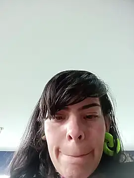 Snapshot of Ali3Martin chatting on 02-16-26, 09:34 Ali3Martin online show from 02-16-26, 09:34