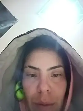 Snapshot of Ali3Martin chatting on 02-14-26, 02:06 Ali3Martin online show from 02-14-26, 02:06