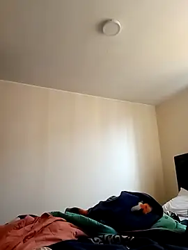 Snapshot of Ali3Martin chatting on 03-18-25, 12:50 Ali3Martin online show from 03-18-25, 12:50