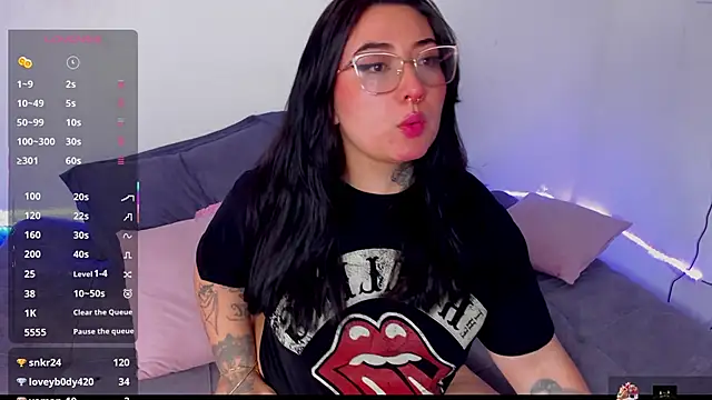 Curvybaddie99 online show from 01-08-26, 07:25