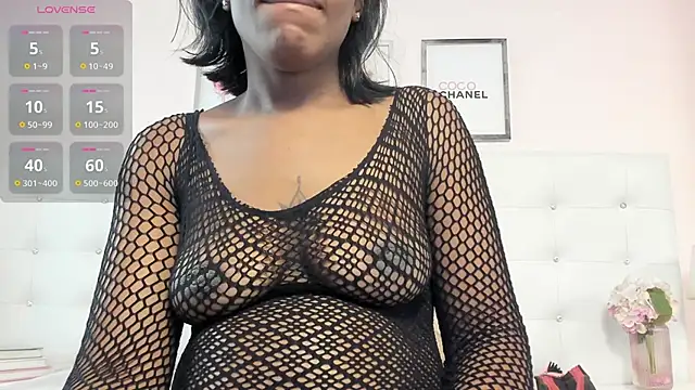 Snapshot of RitaGibsonn chatting on 01-17-26, 07:28 RitaGibsonn online show from 01-17-26, 07:28