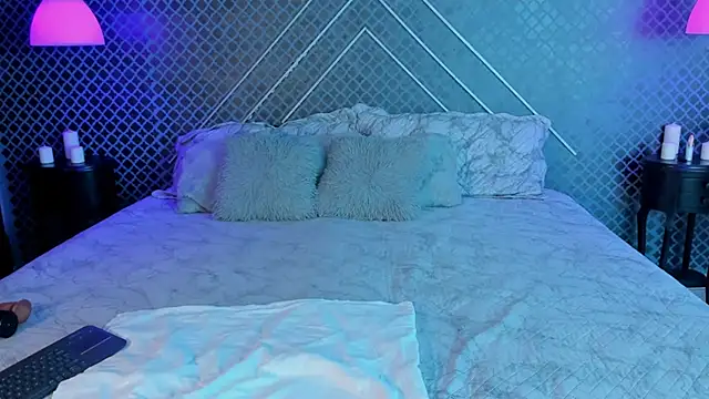 Aleja bloom online show from 09-25-25, 11:49