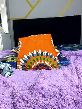 Snapshot of angellicaa_ chatting on 01-19-26, 02:43 angellicaa online show from 01-19-26, 02:43