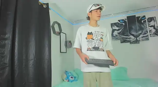 Snapshot of Maxxi_hot23 chatting on 03-01-25, 01:43 Maxxi hot23 online show from 03-01-25, 01:43