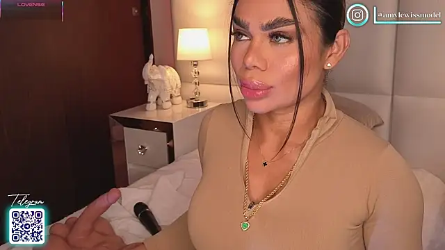 Snapshot of Amylewisq chatting on 09-13-25, 10:54 Amylewisq online show from 09-13-25, 10:54