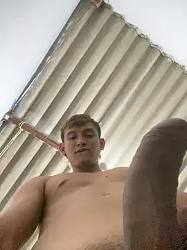 Babyalienqm online show from 01-16-26, 03:43