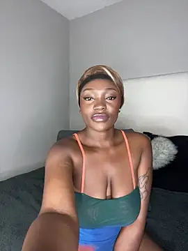 PrincessTamara online show from 10-29-25, 05:34