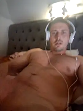 Dareczek300 online show from 06-05-26, 10:37