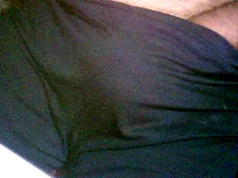 Snapshot of EroticMonster chatting on 09-24-25, 10:27 EroticMonster online show from 09-24-25, 10:27
