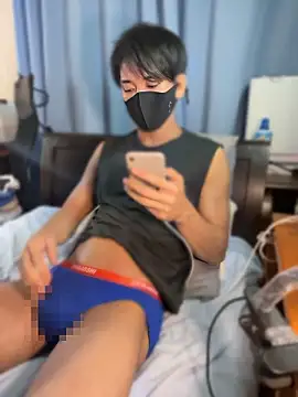 Snapshot of pandesal_aki chatting on 05-05-26, 04:21 pandesal aki online show from 05-05-26, 04:21