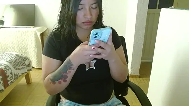 saralo   online show from 02-23-26, 03:01