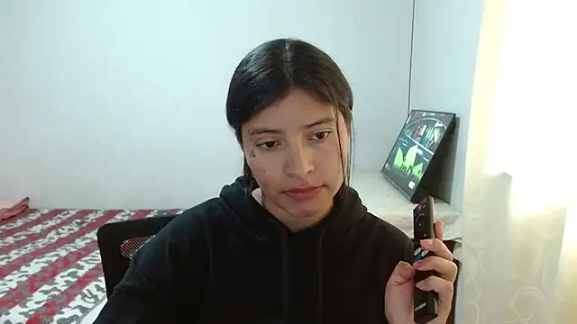 saralo   online show from 04-04-26, 08:59