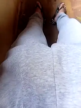 Poptrezegostoso online show from 10-04-25, 06:31