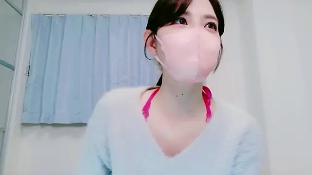 Snapshot of NANA_7 chatting on 05-04-26, 10:18 NANA 7 online show from 05-04-26, 10:18