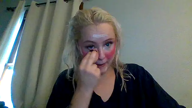 sluttypumpkin online show from 07-08-26, 12:13