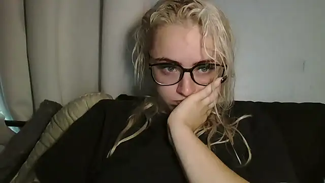 sluttypumpkin online show from 07-11-26, 05:57