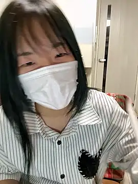 Snapshot of daiyo_kai_Gutara chatting on 06-05-26, 02:12 daiyo kai Gutara online show from 06-05-26, 02:12