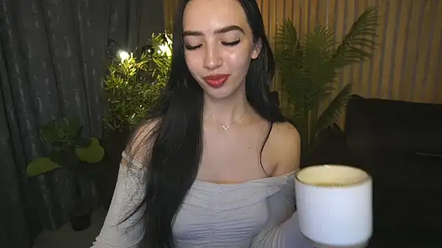 WildKittenX  online show from 10-09-25, 05:52