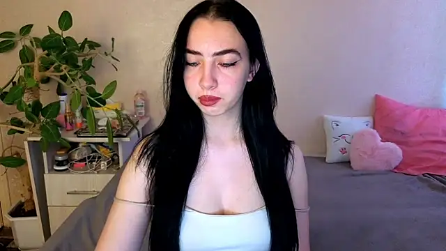 Snapshot of WildKittenX_ chatting on 06-21-26, 03:56 WildKittenX online show from 06-21-26, 03:56