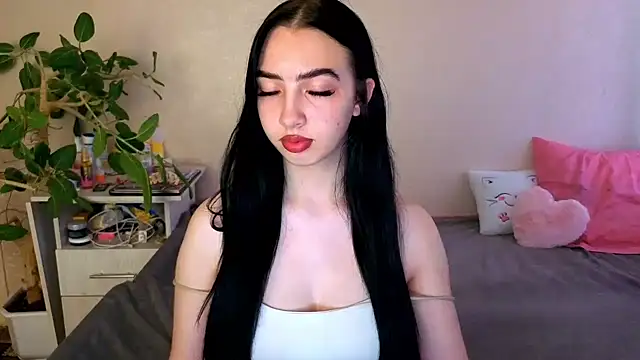 Snapshot of WildKittenX_ chatting on 06-23-26, 03:59 WildKittenX online show from 06-23-26, 03:59