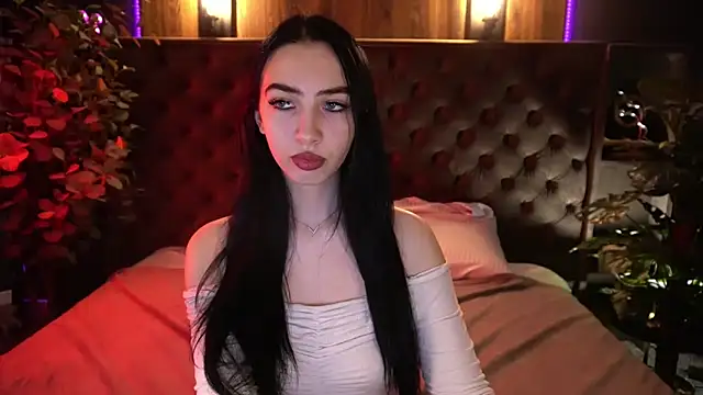 WildKittenX  online show from 02-07-26, 06:54