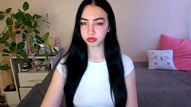 Snapshot of WildKittenX_ chatting on 06-11-26, 03:58 WildKittenX online show from 06-11-26, 03:58