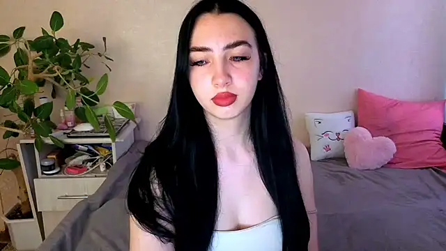 Snapshot of WildKittenX_ chatting on 07-01-26, 04:02 WildKittenX online show from 07-01-26, 04:02