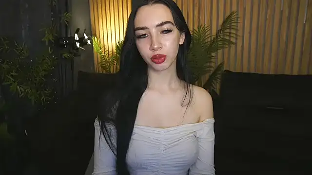 WildKittenX  online show from 10-14-25, 05:52