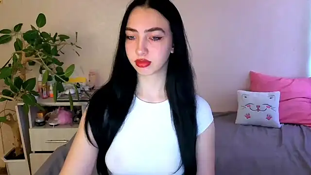 Snapshot of WildKittenX_ chatting on 06-01-26, 04:13 WildKittenX online show from 06-01-26, 04:13
