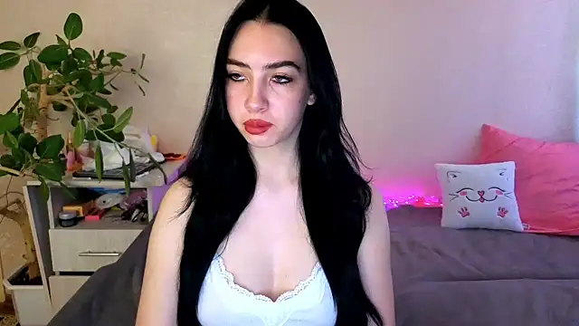 Snapshot of WildKittenX_ chatting on 05-23-26, 05:06 WildKittenX online show from 05-23-26, 05:06