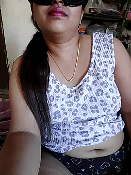 Snapshot of pallu_telgu_kannada chatting on 02-05-26, 11:17 pallu telgu kannada online show from 02-05-26, 11:17